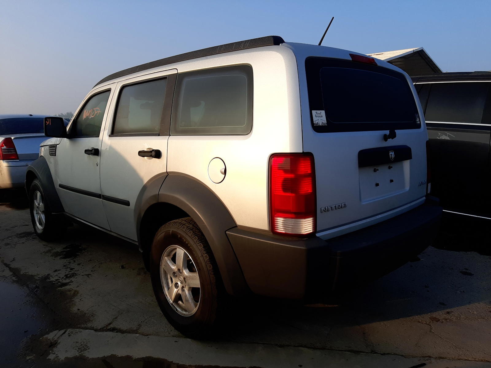 Photo 3 from auction – 2008 DODGE NITRO SXT with VIN 1D8GU28K78W138939