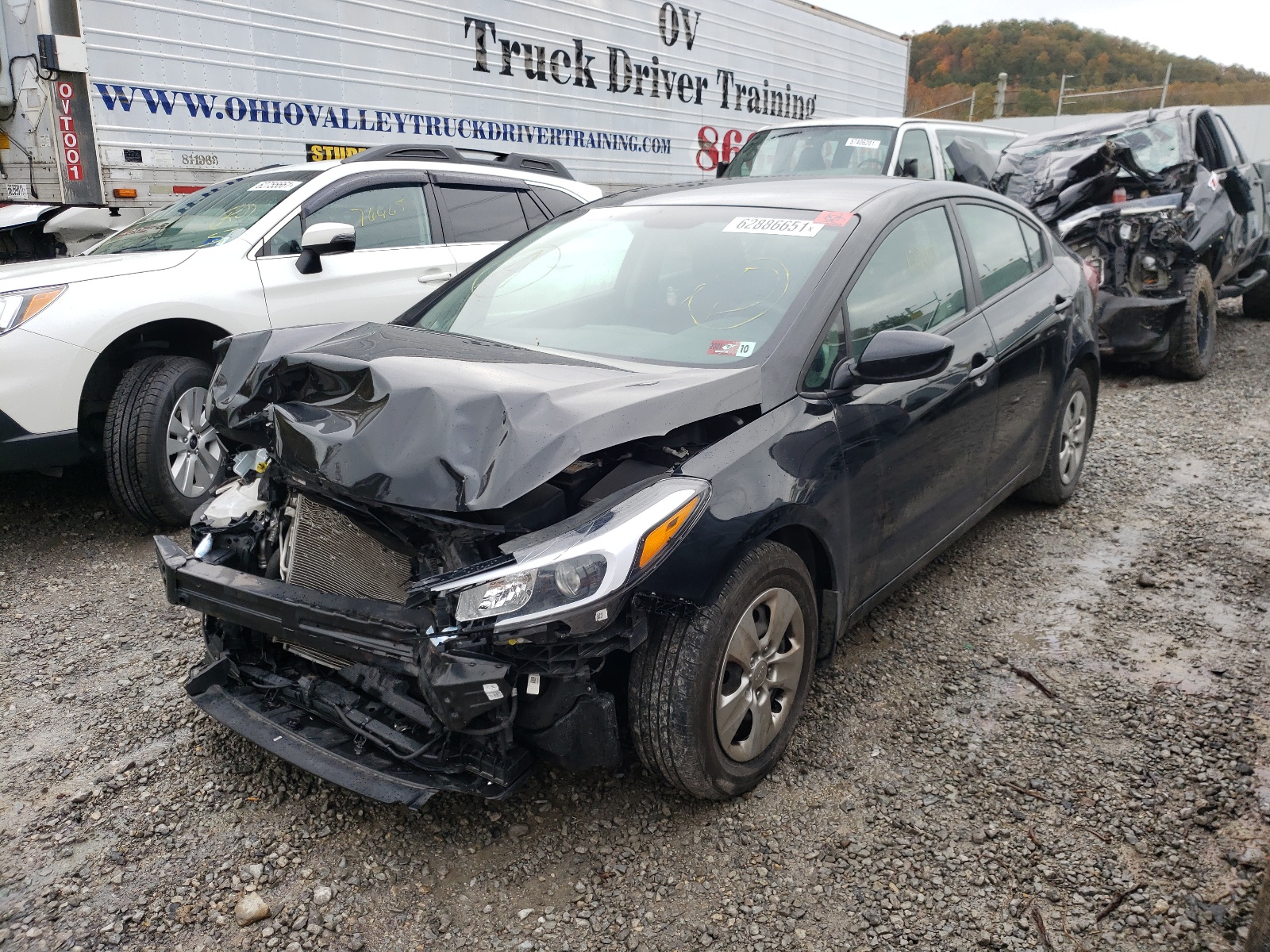 Photo 2 from auction – 2018 KIA FORTE LX with VIN 3KPFK4A74JE275595