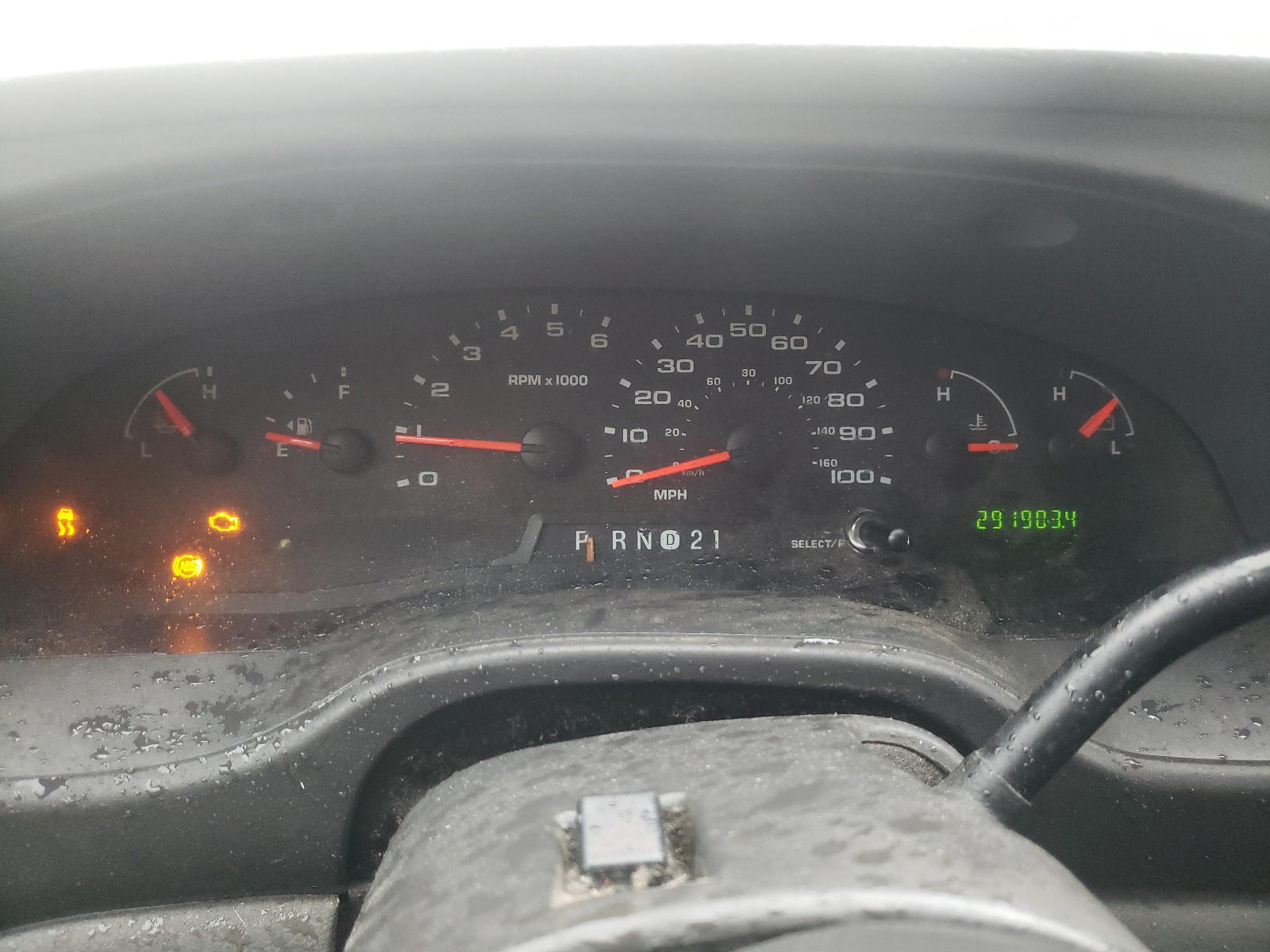Photo 8 from auction – 2006 FORD ECONOLINE with VIN 1FBSS31L96HA13129