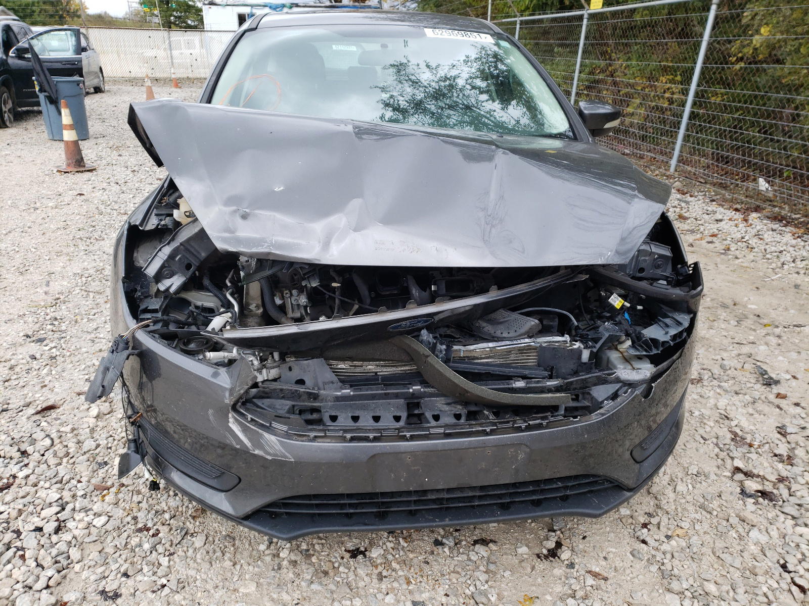 Photo 9 from auction – 2015 FORD FOCUS SE with VIN 1FADP3K29FL316541