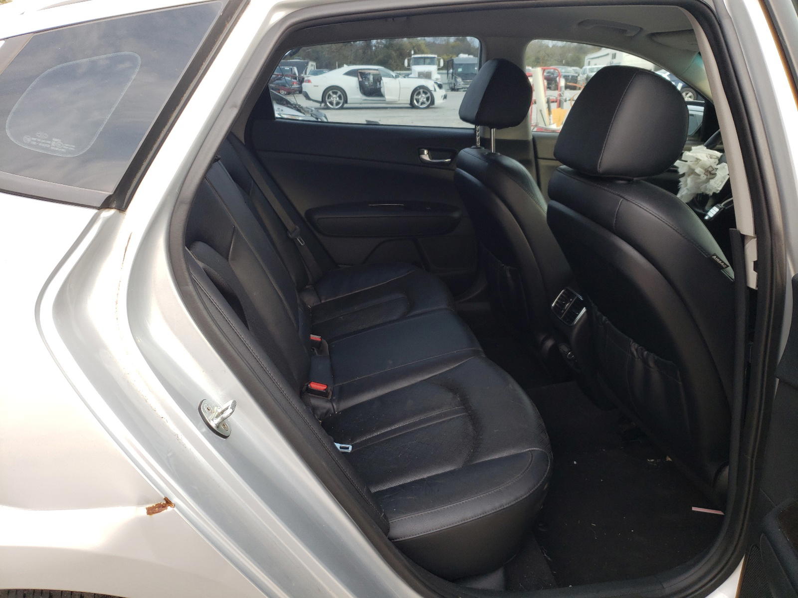 Photo 6 from auction – 2016 KIA OPTIMA EX with VIN 5XXGU4L30GG117862