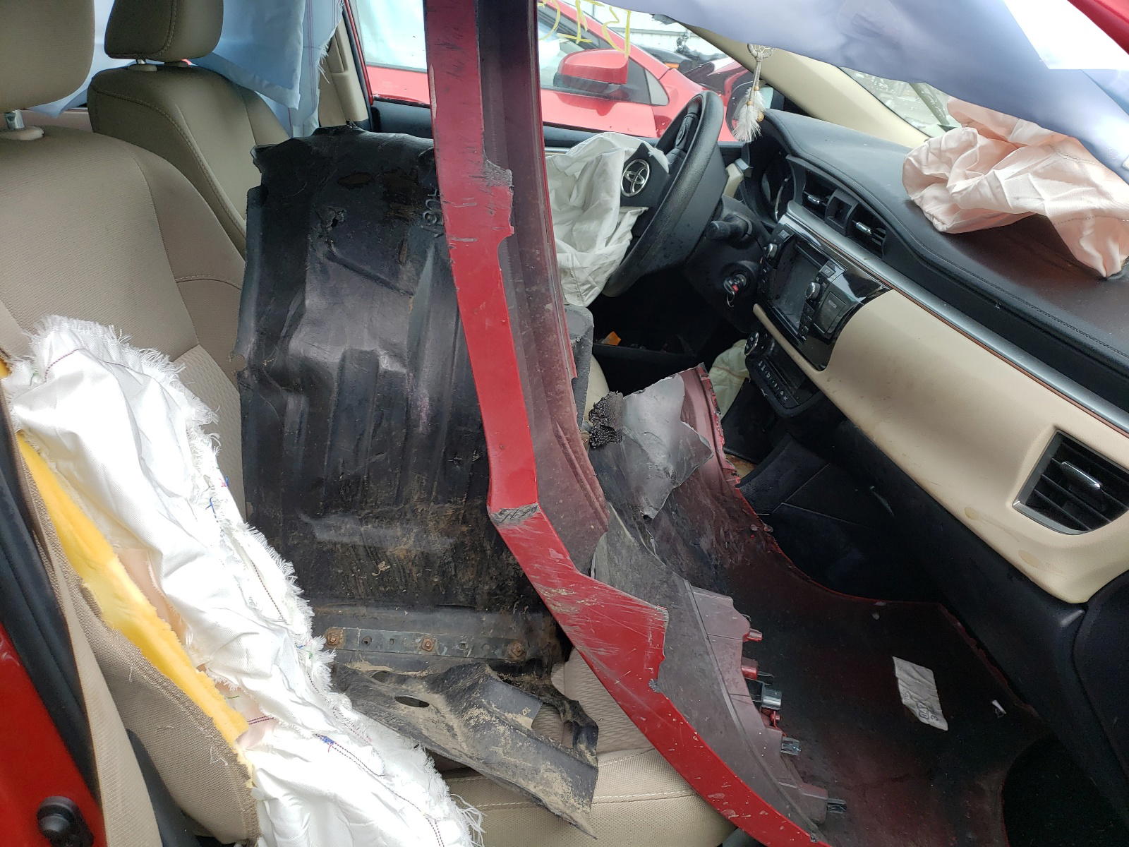 Photo 5 from auction – 2015 TOYOTA COROLLA L with VIN 2T1BURHE3FC362503