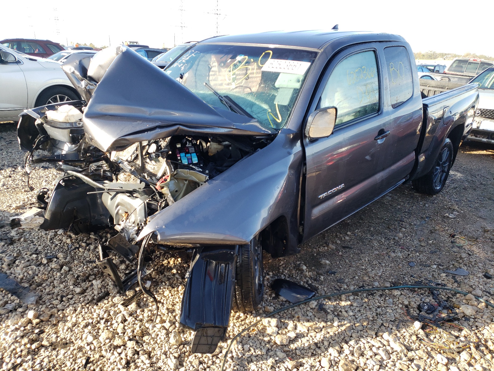 Photo 2 from auction – 2015 TOYOTA TACOMA with VIN 5TFTX4CN8FX048322