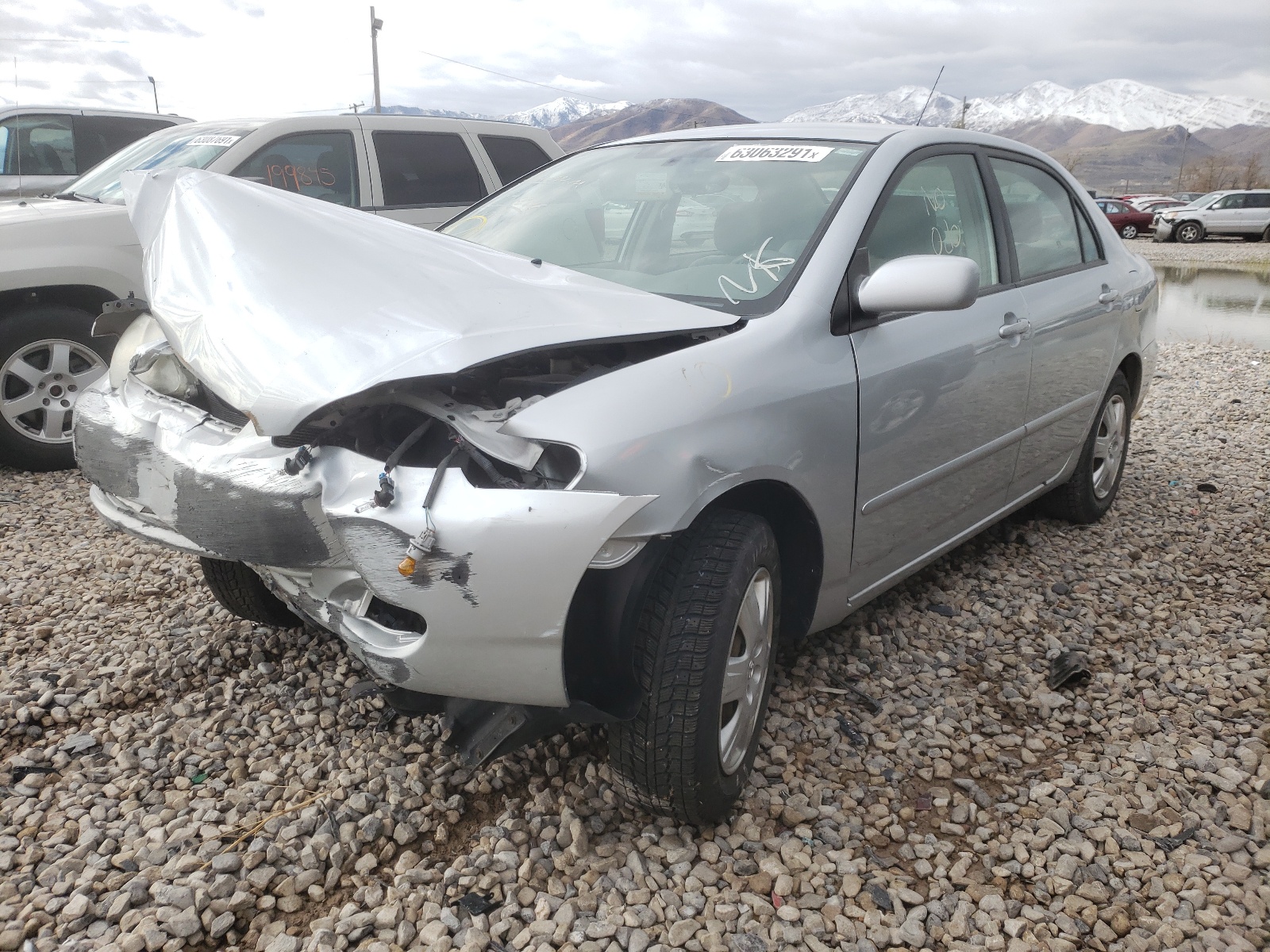 Photo 2 from auction – 2006 TOYOTA COROLLA with VIN 1NXBR32E76Z685328
