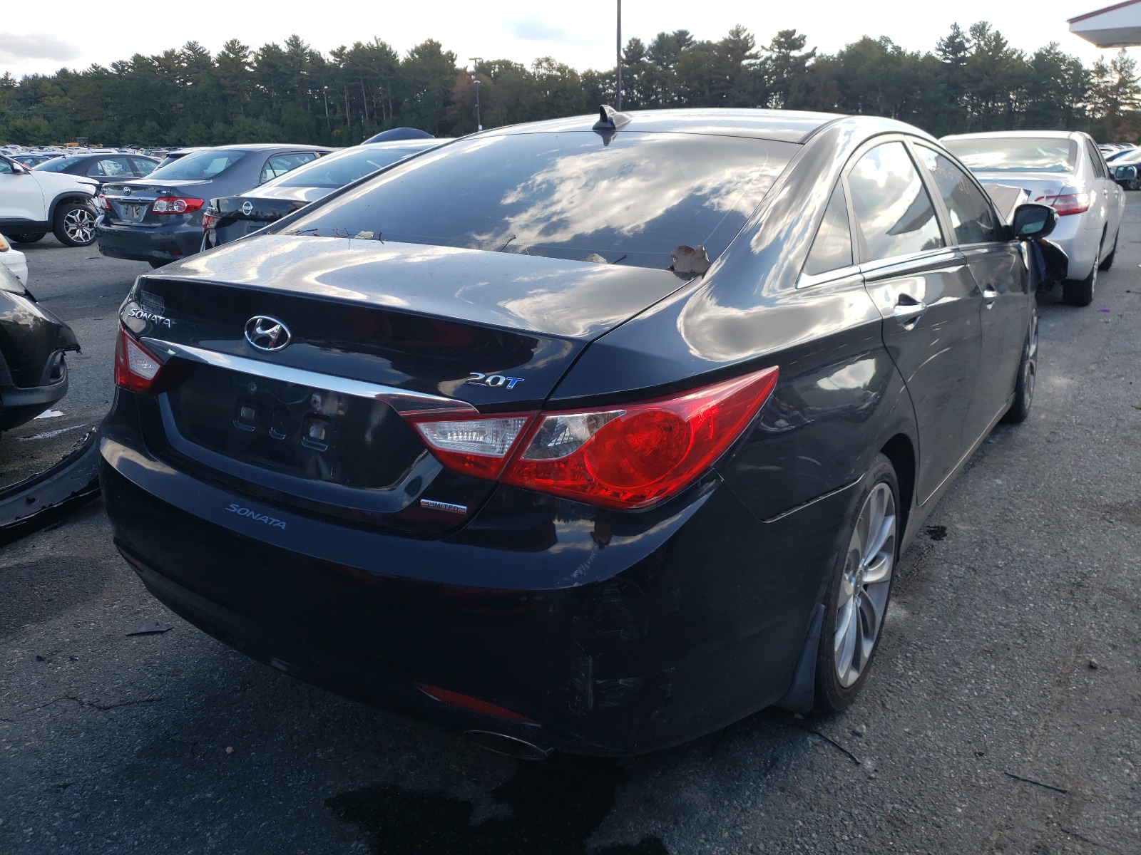 Photo 4 from auction – 2013 HYUNDAI SONATA SE with VIN 5NPEC4AB3DH656125