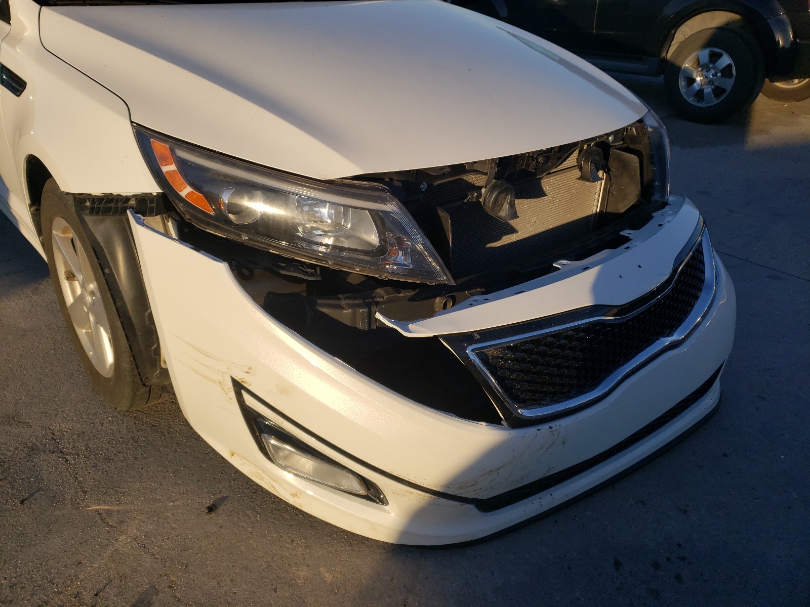 Photo 9 from auction – 2014 KIA OPTIMA LX with VIN 5XXGM4A74EG332115