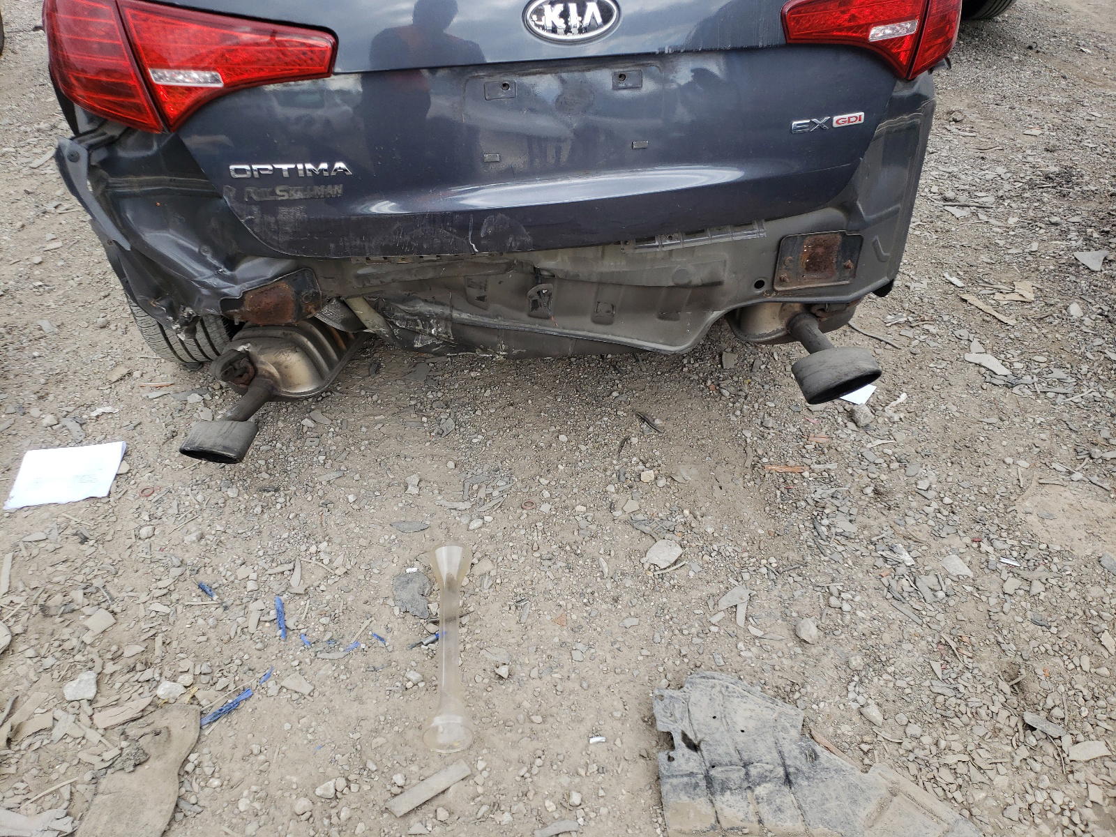 Photo 9 from auction – 2011 KIA OPTIMA EX with VIN KNAGN4A77B5183077