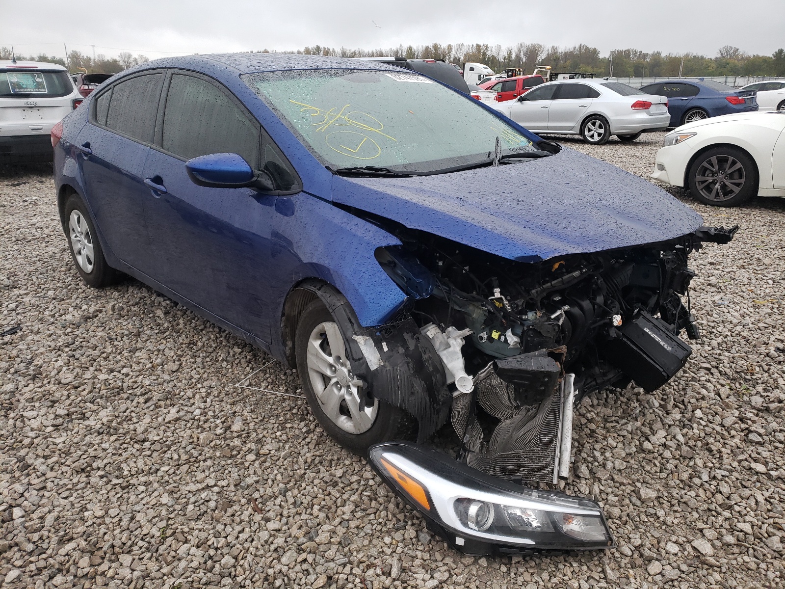KIA FORTE LX 2017 z numerem VIN 3KPFK4A79HE062958 - Zdjęcie z aukcji
