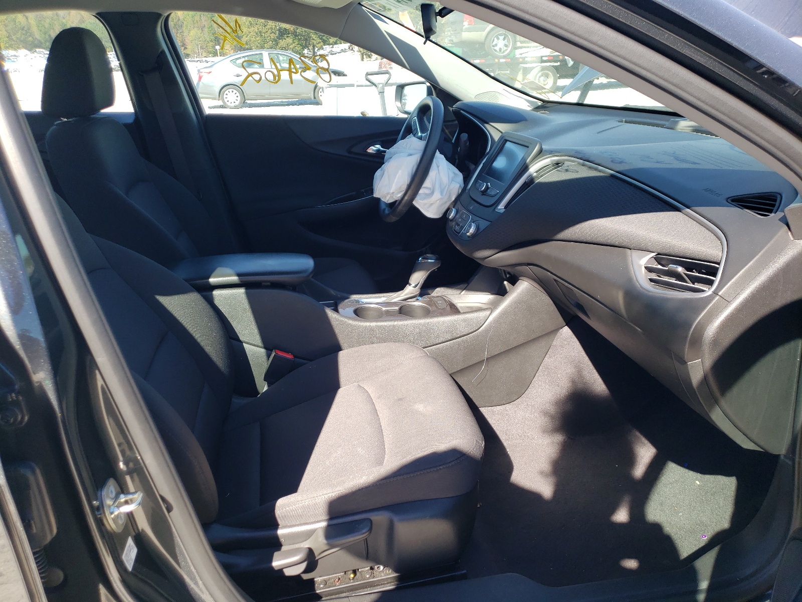 Photo 5 from auction – 2018 CHEVROLET MALIBU LS with VIN 1G1ZC5ST5JF168243