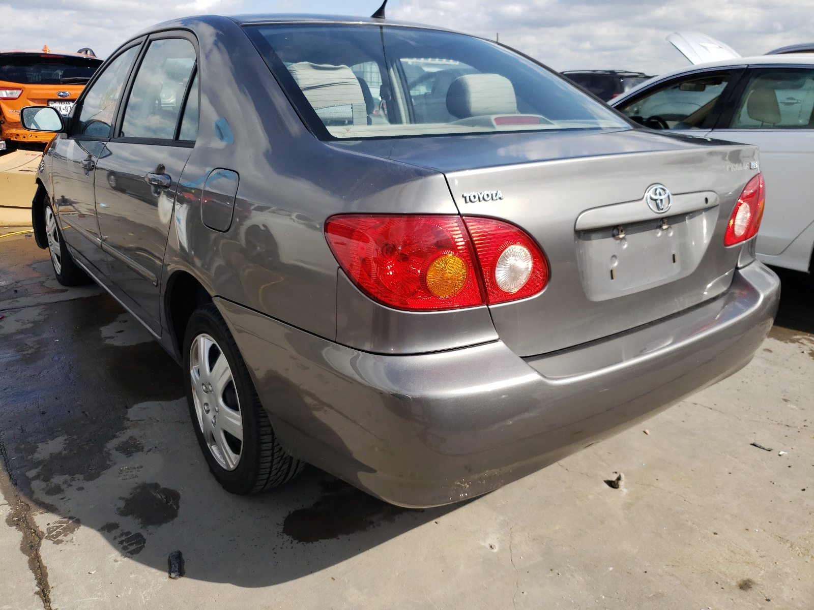 Photo 3 from auction – 2004 TOYOTA COROLLA CE with VIN 1NXBR32E04Z327453