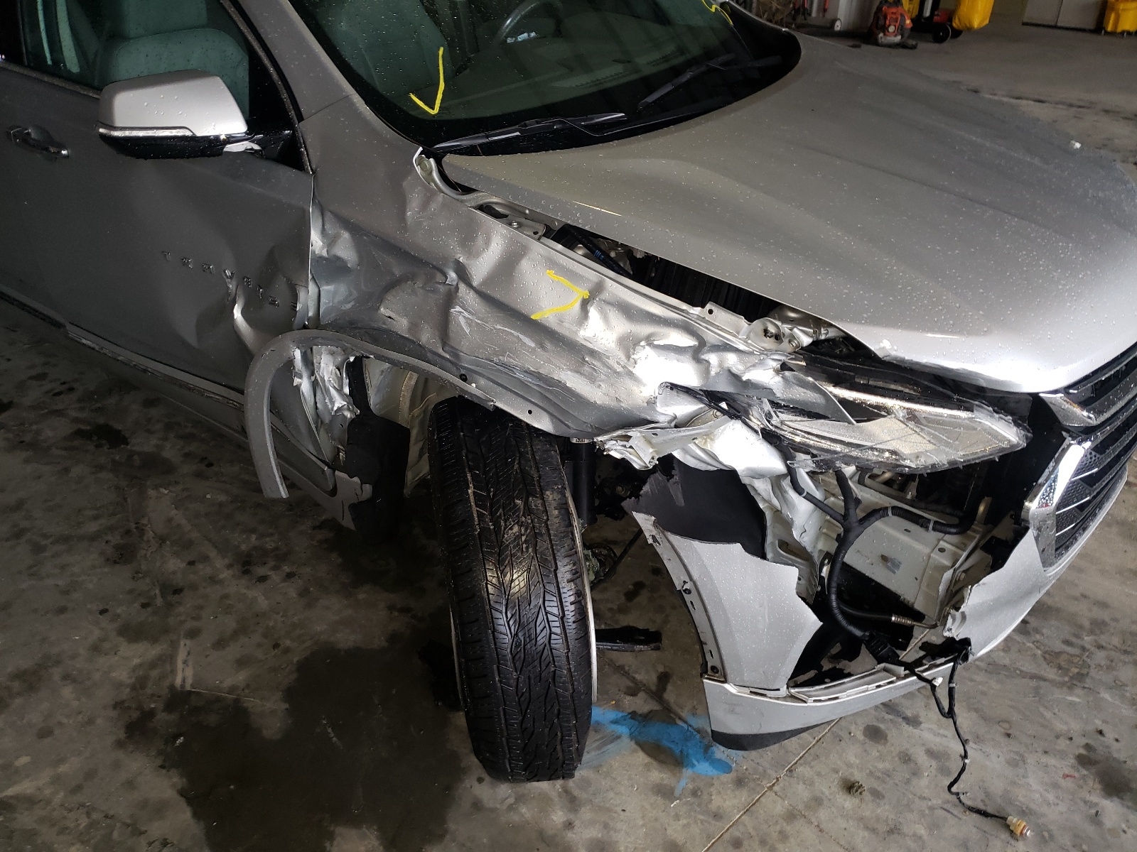 Photo 9 from auction – 2019 CHEVROLET TRAVERSE with VIN 1GNERKKW7KJ207675