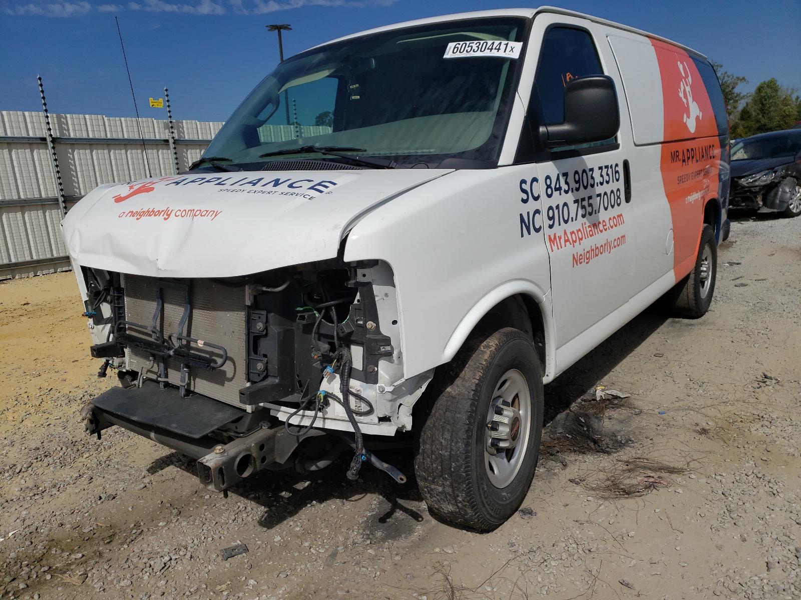 Photo 2 from auction – 2017 GMC SAVANA G25 with VIN 1GTW7AFF5H1108479