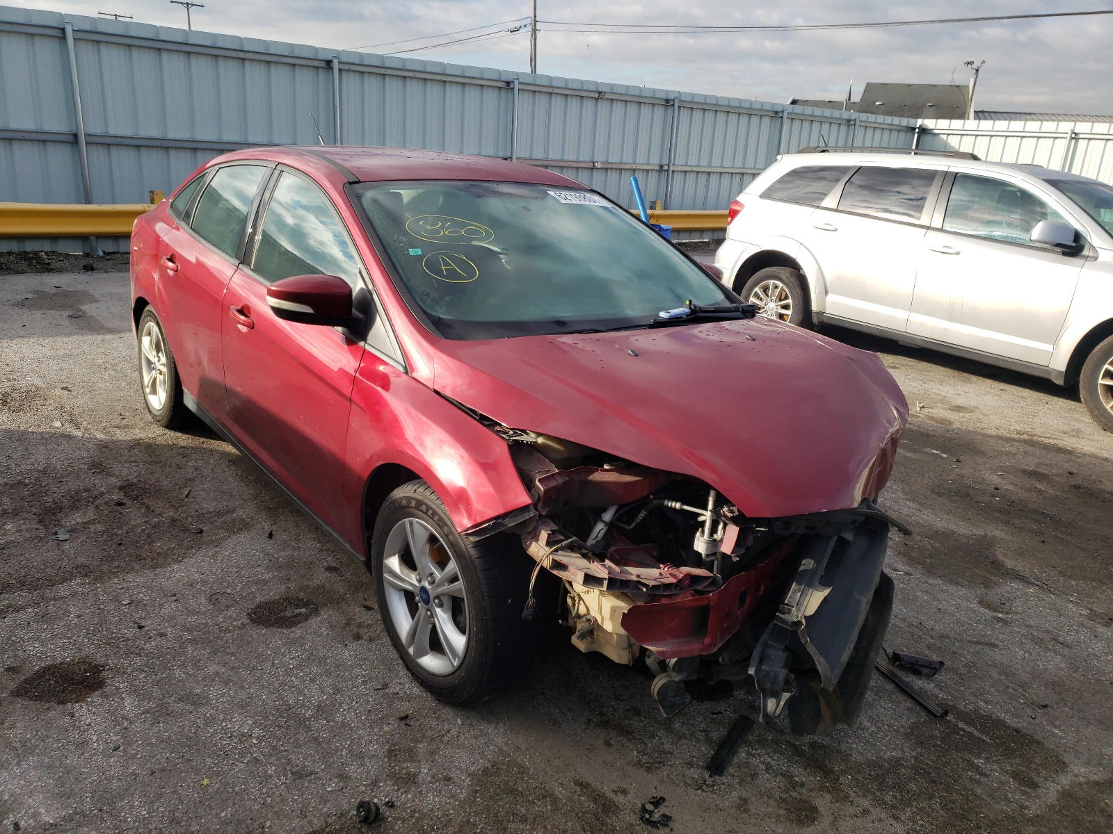 FORD FOCUS SE 2014 with VIN 1FADP3F27EL154255 - Photo from auction