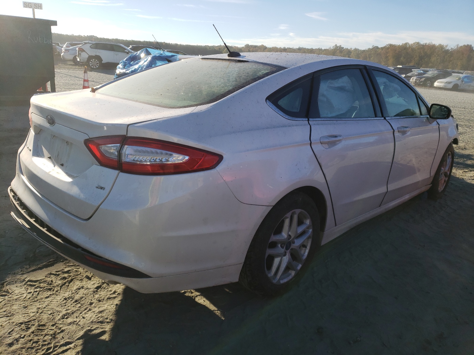 Photo 4 from auction – 2014 FORD FUSION SE with VIN 3FA6P0H7XER134034