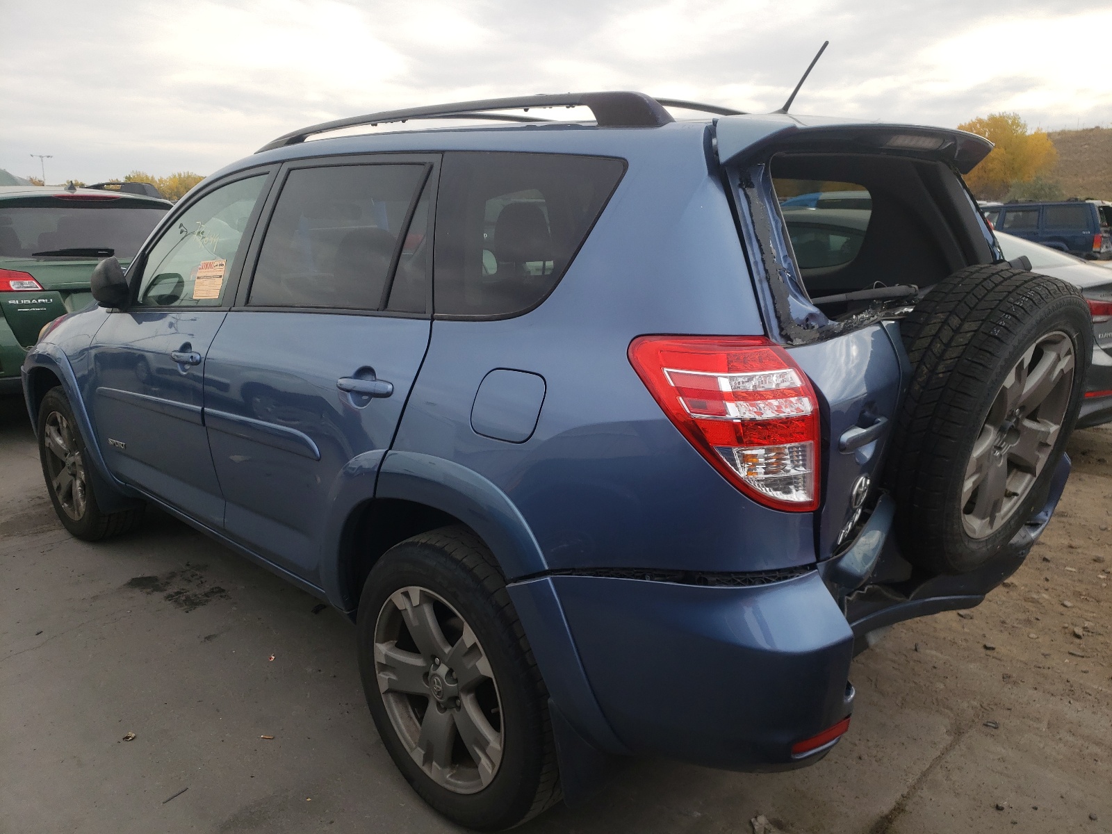 Photo 3 from auction – 2011 TOYOTA RAV4 SPORT with VIN JTMRF4DV6B5045887