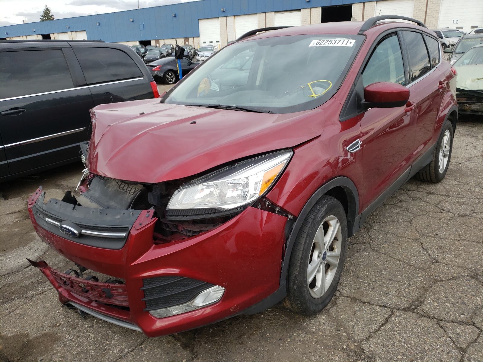 Photo 2 from auction – 2016 FORD ESCAPE SE with VIN 1FMCU9GXXGUB13591