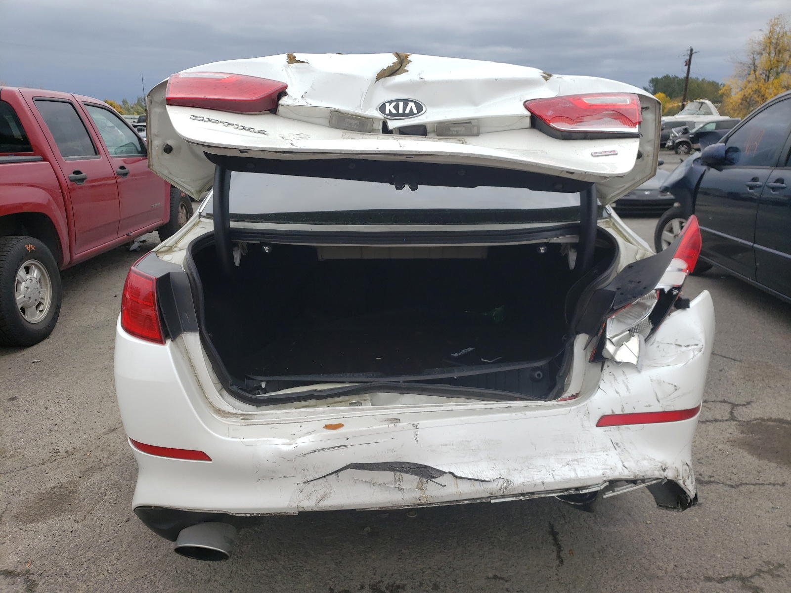 Photo 9 from auction – 2015 KIA OPTIMA LX with VIN KNAGM4A72F5546281