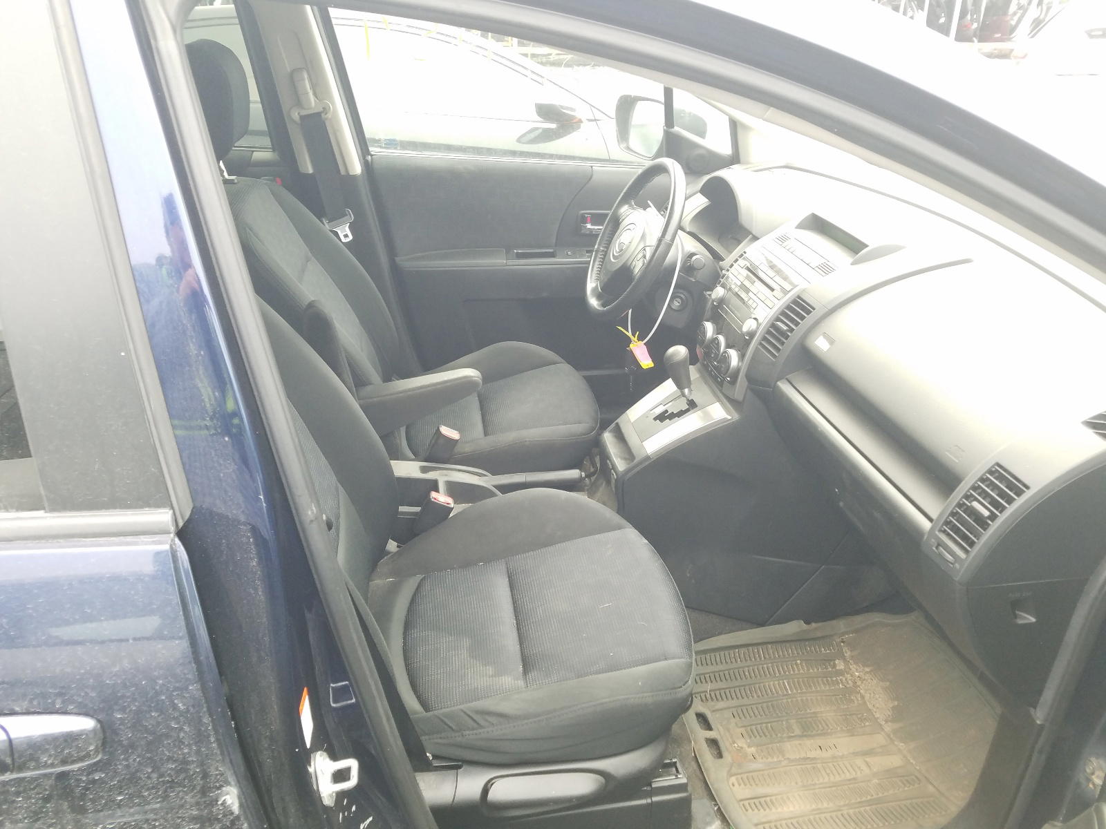 Photo 5 from auction – 2010 MAZDA 5 with VIN JM1CR2W30A0375288