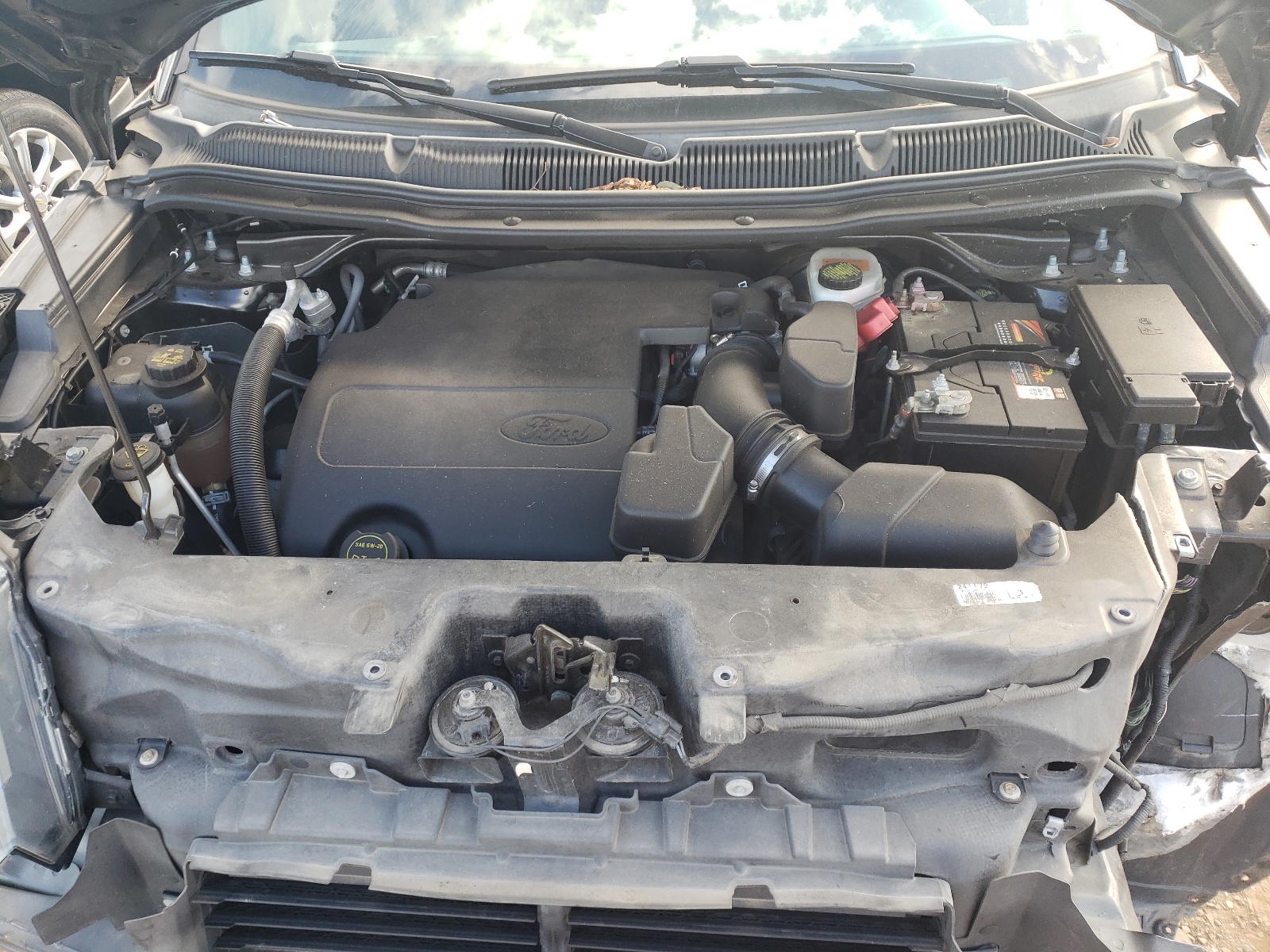 Photo 7 from auction – 2016 FORD EXPLORER L with VIN 1FM5K8F88GGA87963
