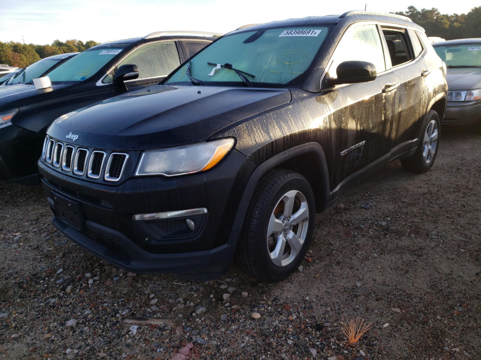 Photo 2 from auction – 2018 JEEP COMPASS LA with VIN 3C4NJDBB2JT366393