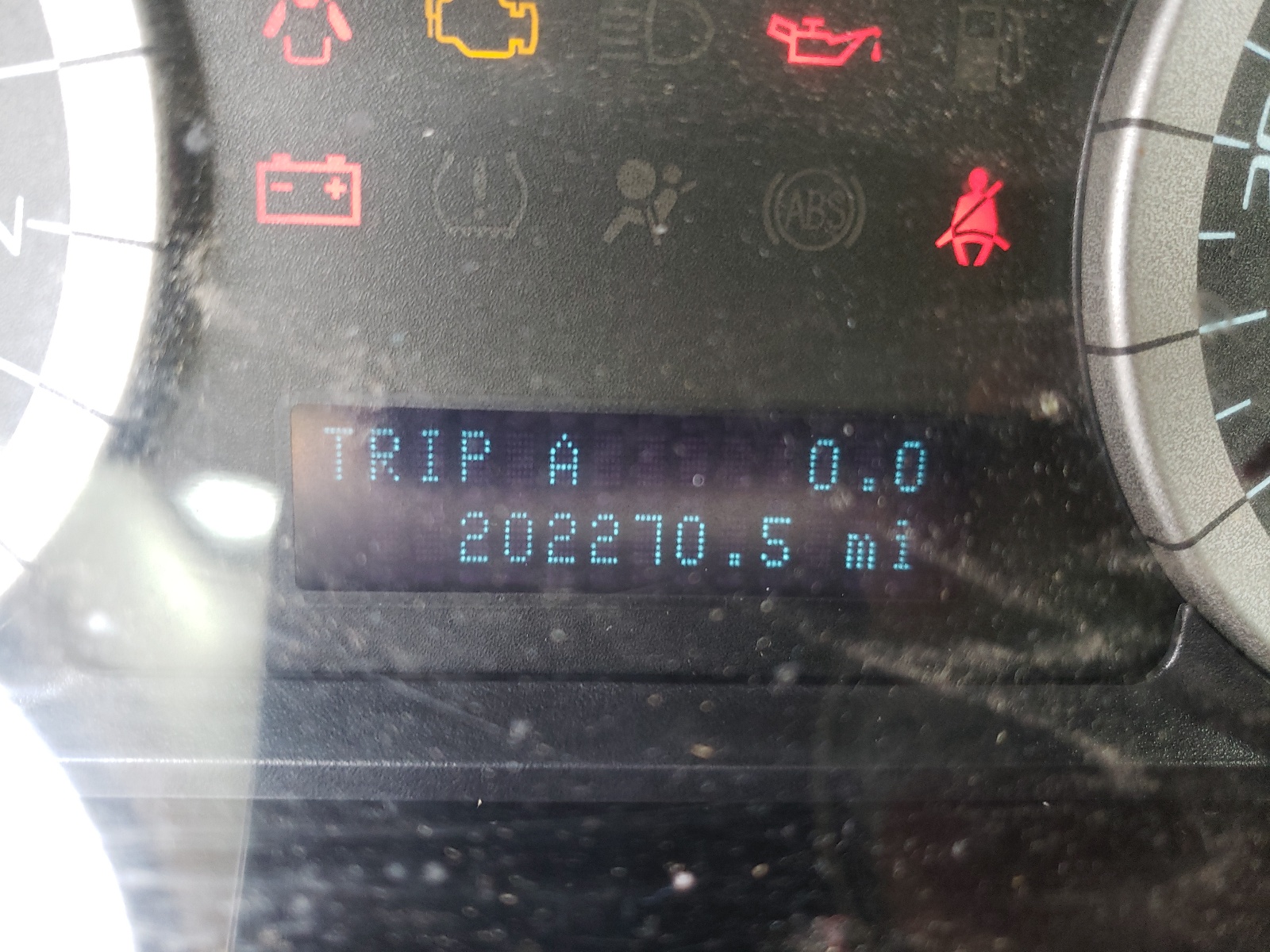 Photo 8 from auction – 2010 FORD ESCAPE XLT with VIN 1FMCU9DG7AKC27832