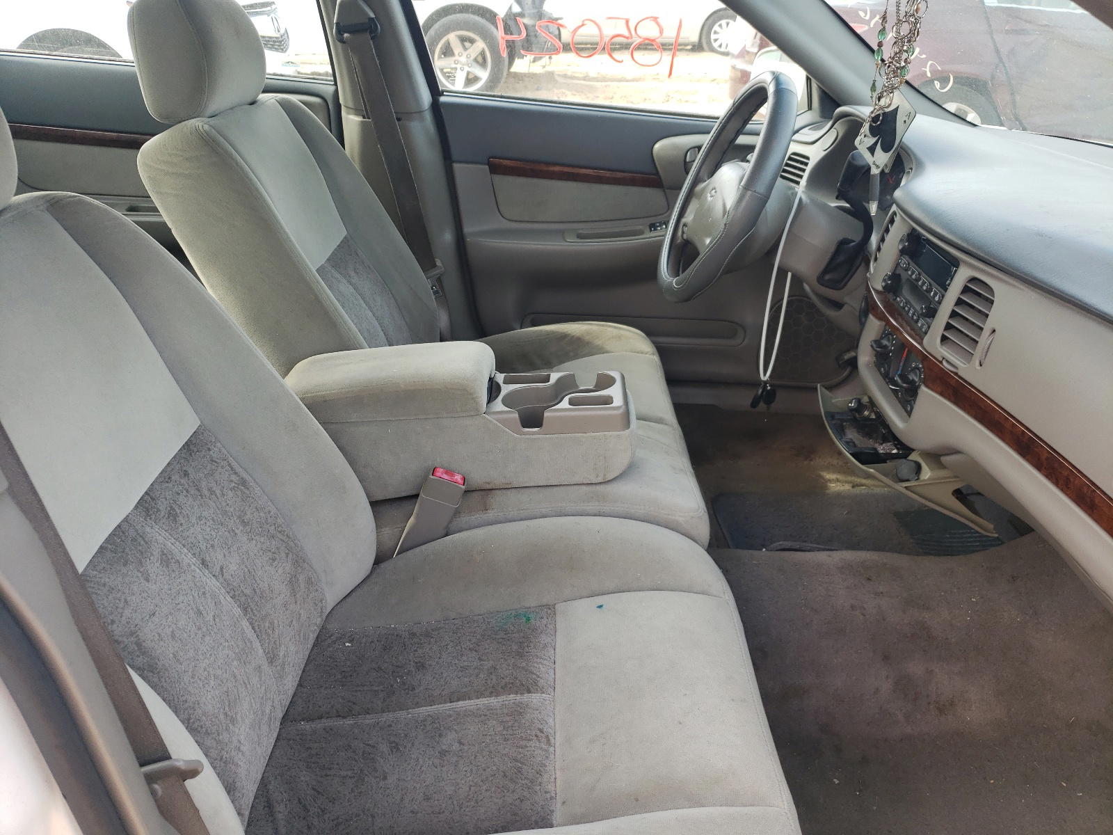Photo 5 from auction – 2005 CHEVROLET IMPALA with VIN 2G1WF52E259145805