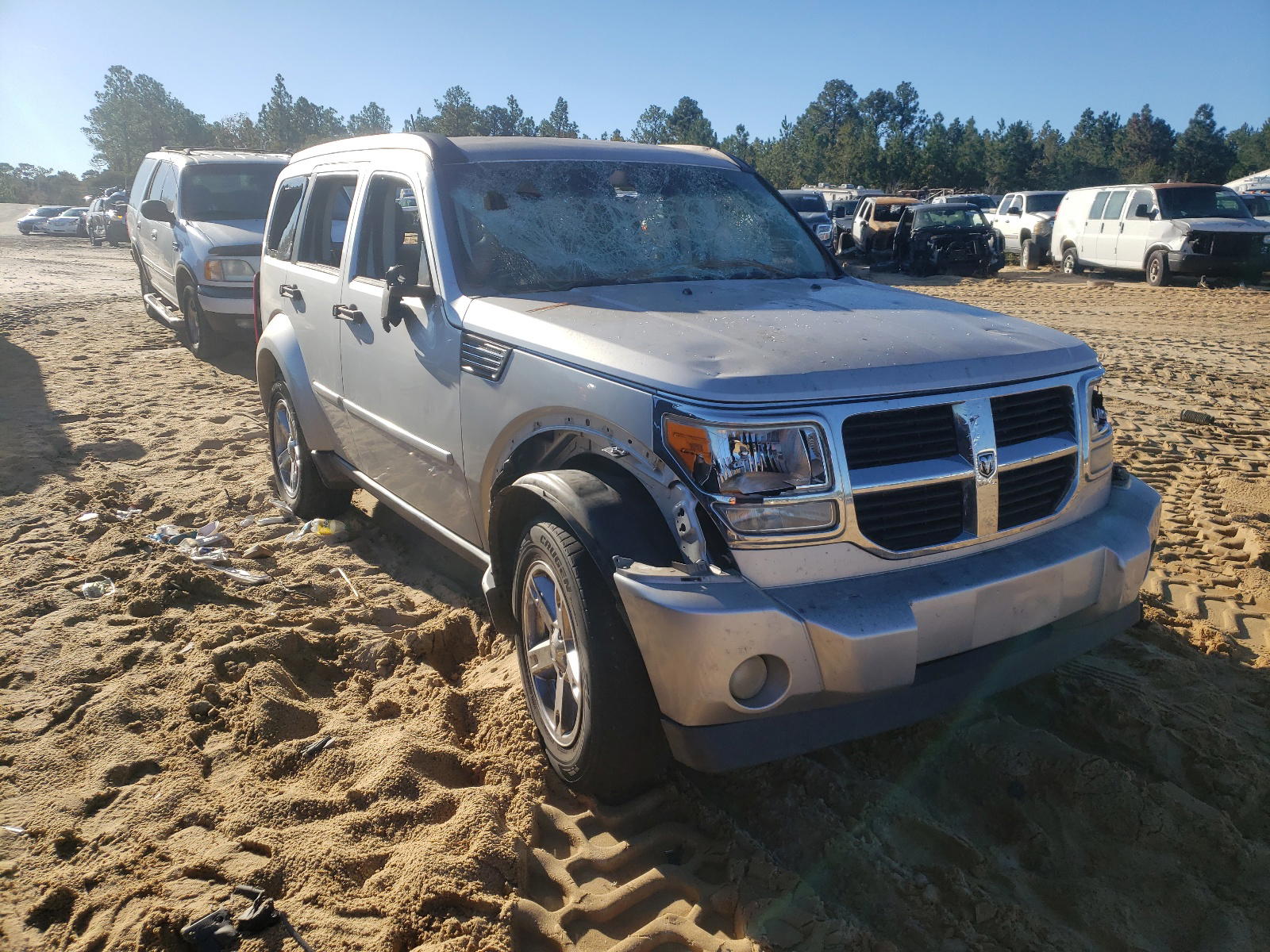 Photo 9 from auction – 2008 DODGE NITRO SXT with VIN 1D8GT28K48W104265