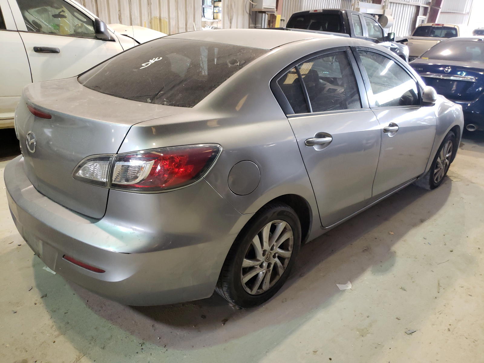 Photo 4 from auction – 2012 MAZDA 3 I with VIN JM1BL1VF8C1516995