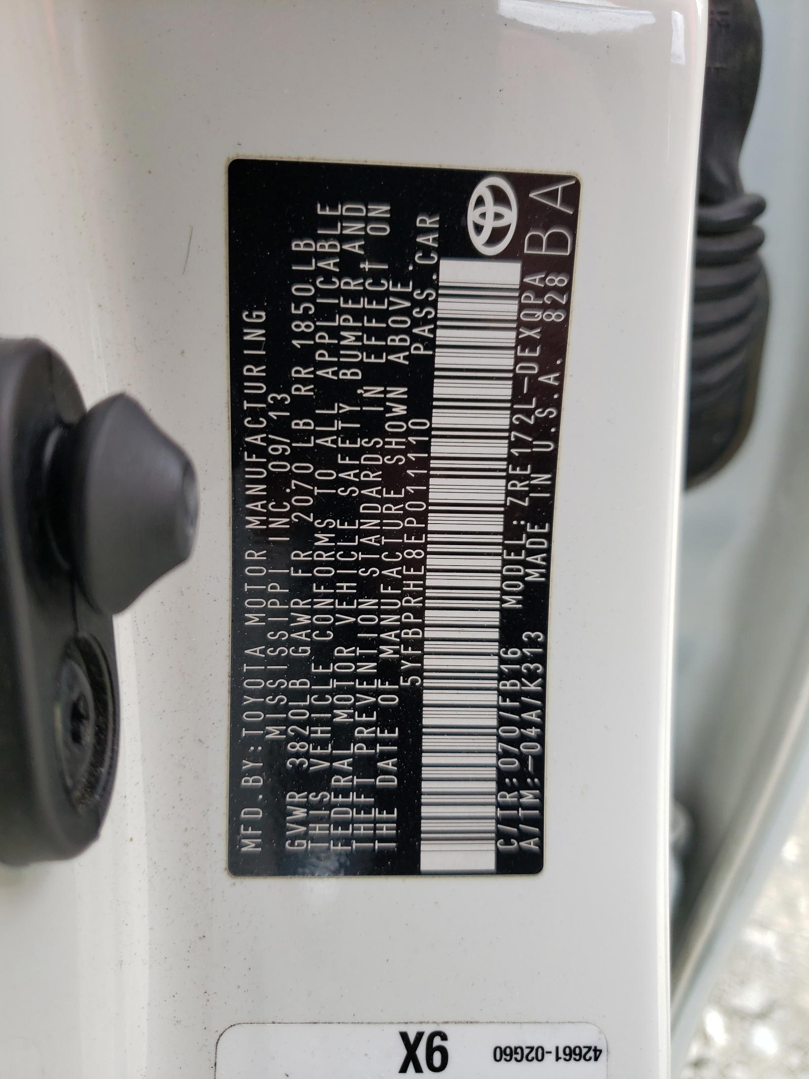 Photo 10 from auction – 2014 TOYOTA COROLLA EC with VIN 5YFBPRHE8EP011110