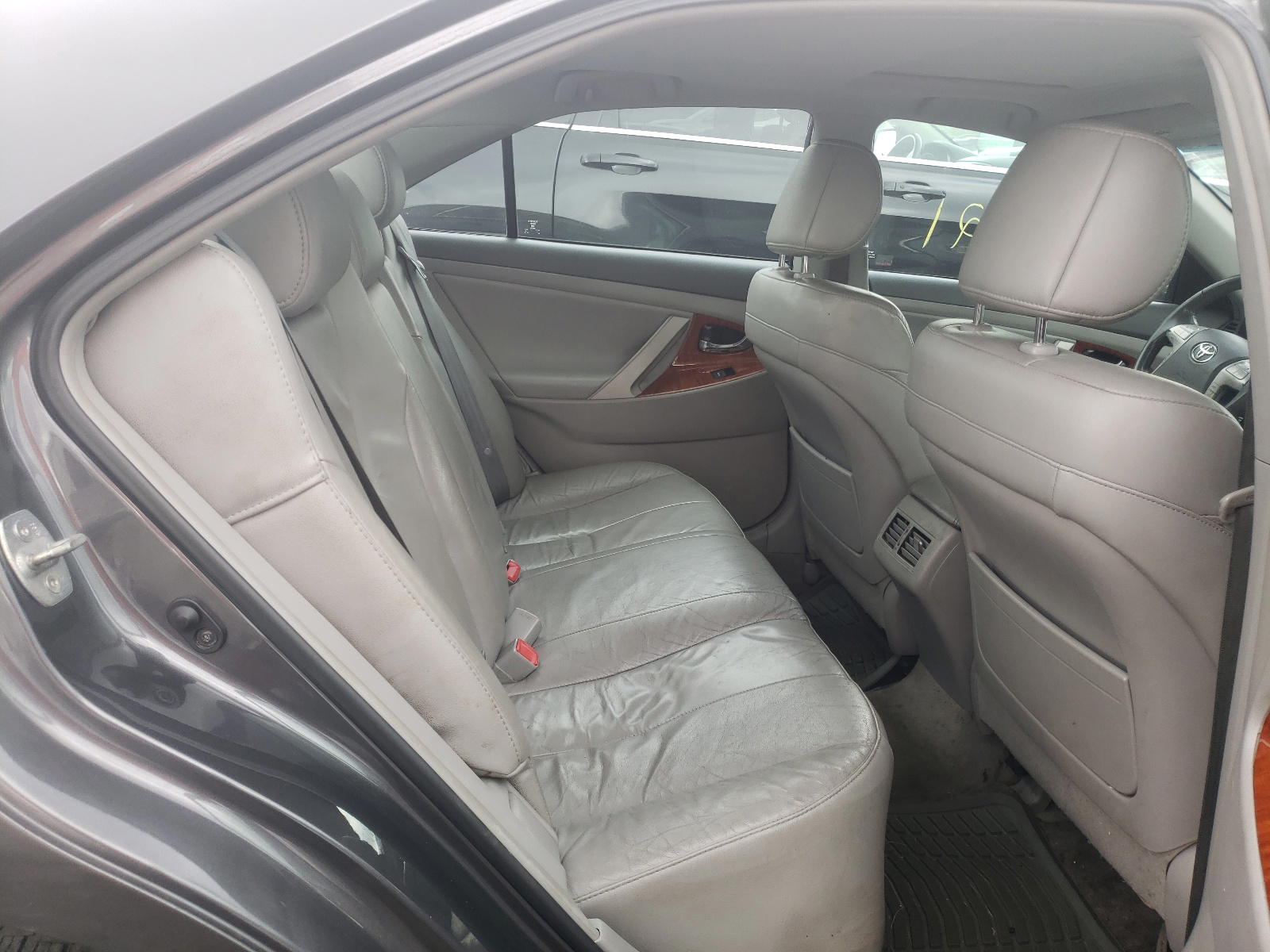 Photo 6 from auction – 2011 TOYOTA CAMRY BASE with VIN 4T4BF3EK9BR105474