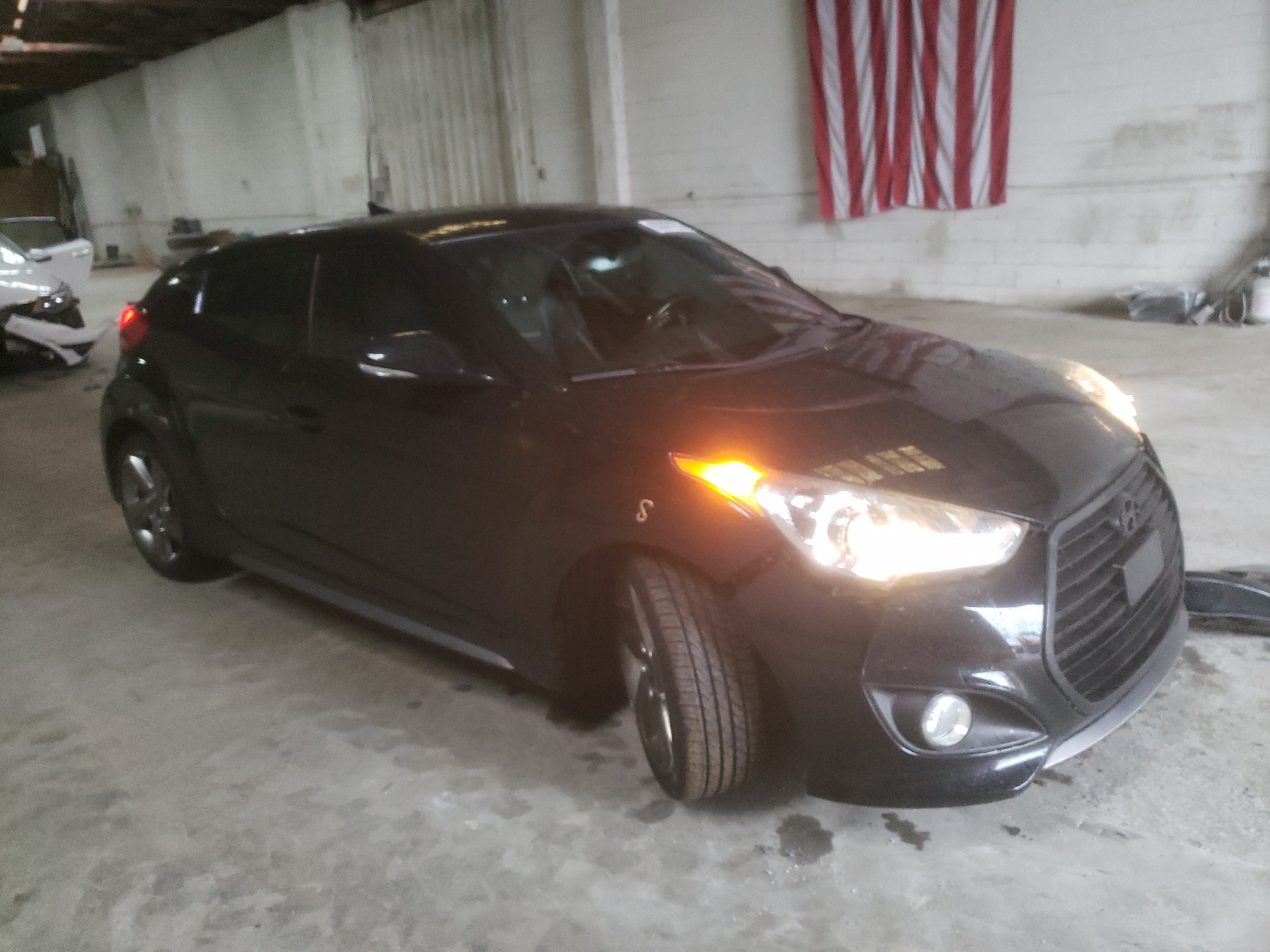 HYUNDAI VELOSTER T 2015 with VIN KMHTC6AEXFU217778 - Photo from auction