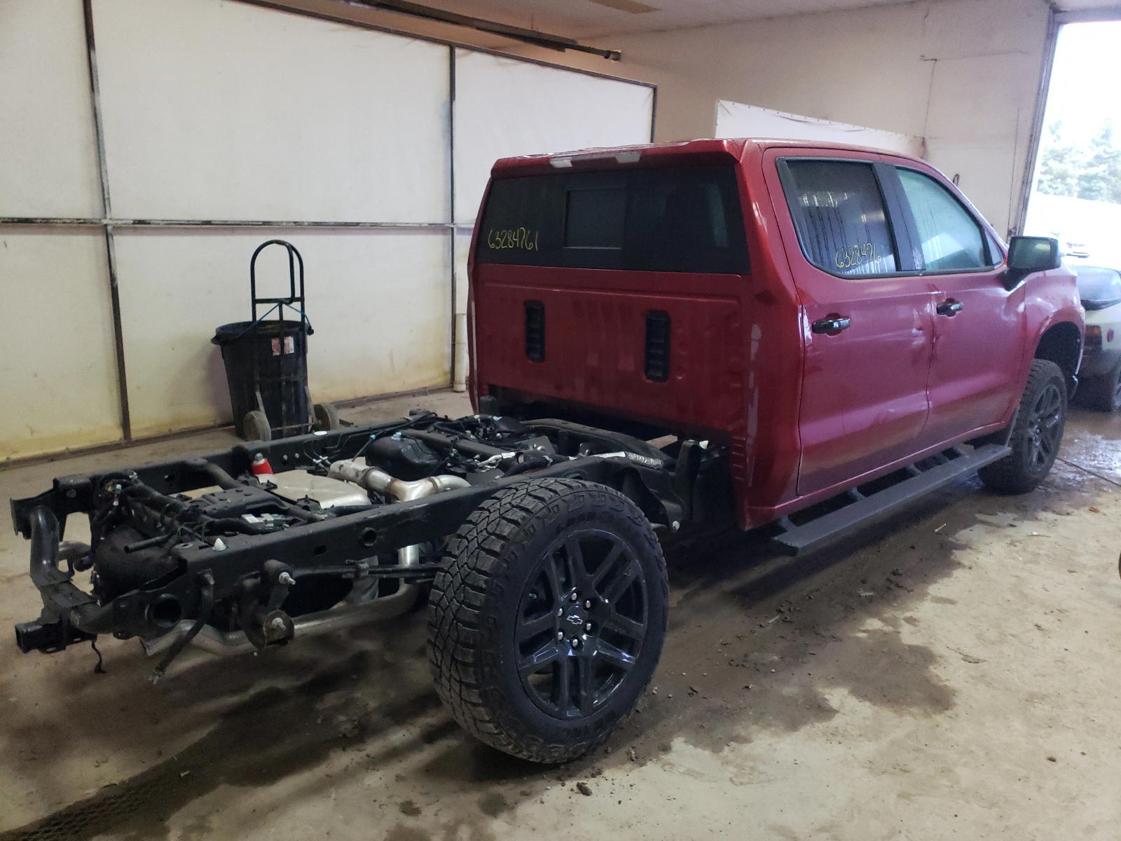 Photo 4 from auction – 2021 CHEVROLET SILVERADO with VIN 1GCPYFED3MZ296848
