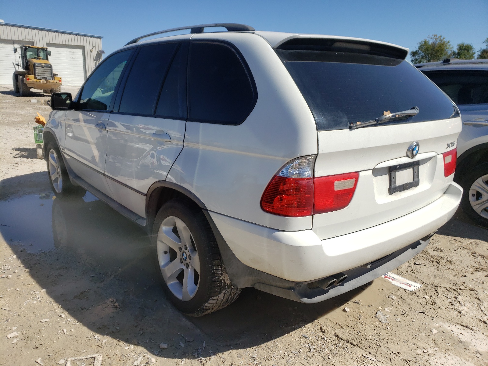 Photo 3 from auction – 2005 BMW X5 4.4I with VIN 5UXFB53575LV18443