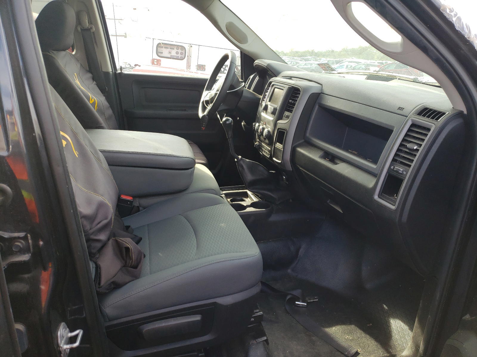Photo 5 from auction – 2018 RAM 3500 ST with VIN 3C63RRGL9JG238778