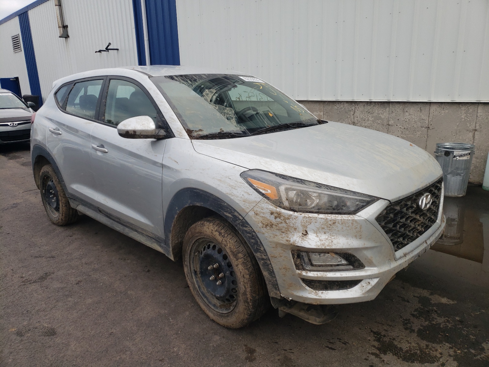 HYUNDAI TUCSON SE 2019 with VIN KM8J23A42KU044297 - Photo from auction