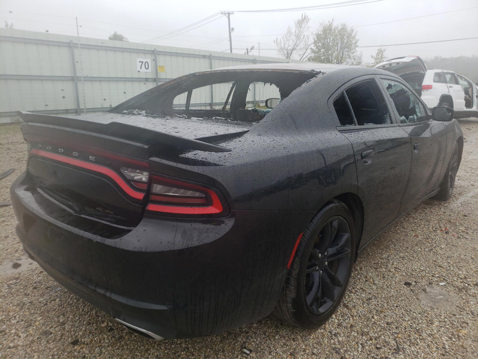 Photo 4 from auction – 2016 DODGE CHARGER SE with VIN 2C3CDXBG3GH356067
