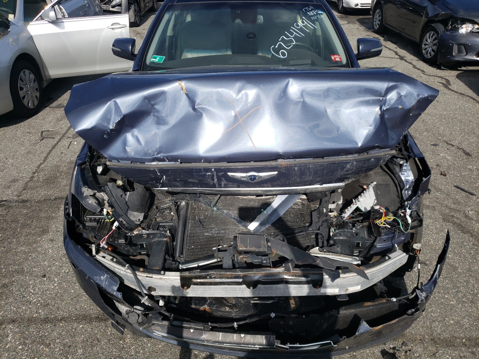 Photo 7 from auction – 2016 HYUNDAI GENESIS 3. with VIN KMHGN4JE0GU119781