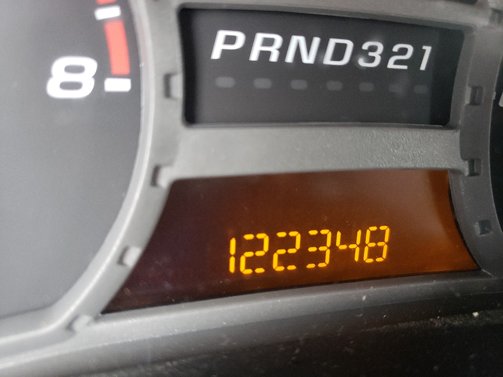 Photo 8 from auction – 2005 CHEVROLET COLORADO with VIN 1GCCS196258147319