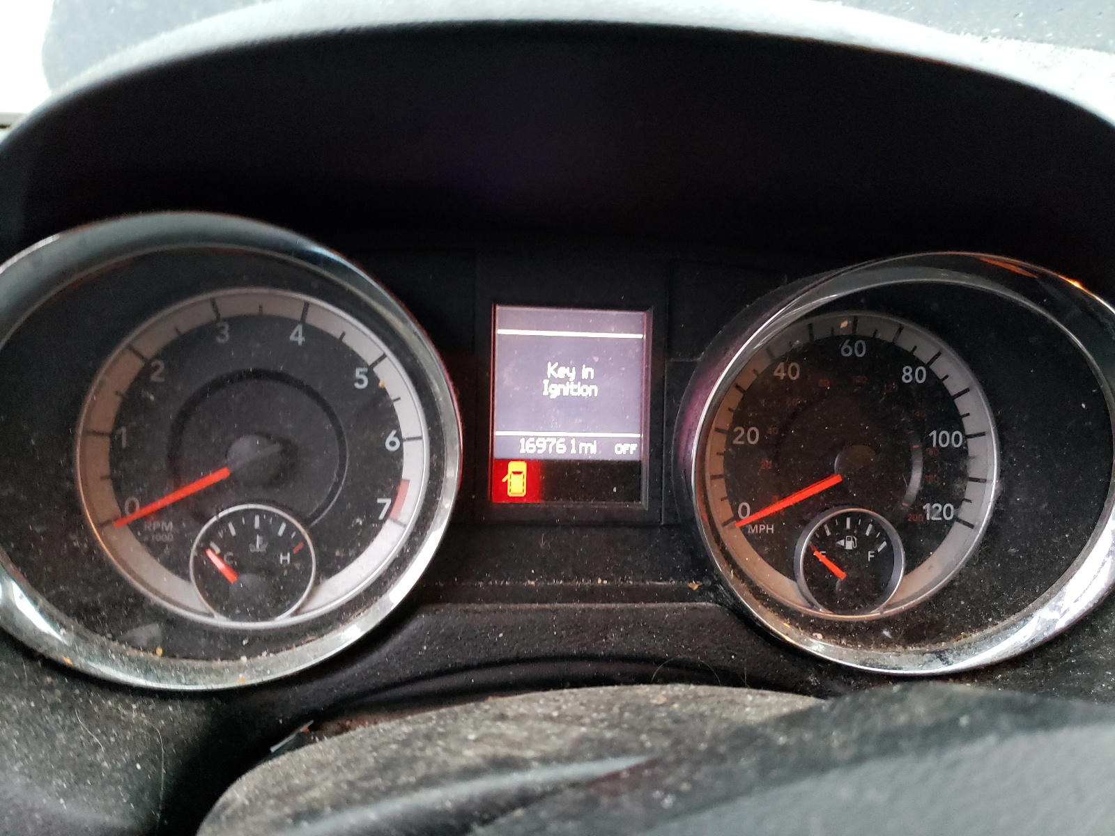 Photo 8 from auction – 2014 DODGE GRAND CARA with VIN 2C4RDGCG8ER261838