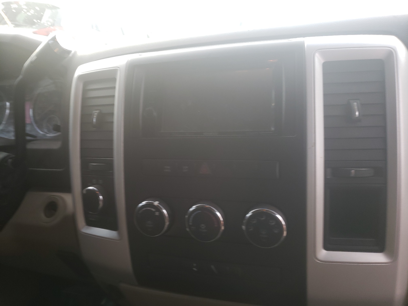 Photo 9 from auction – 2009 DODGE RAM 1500 with VIN 1D3HV13T49J531586