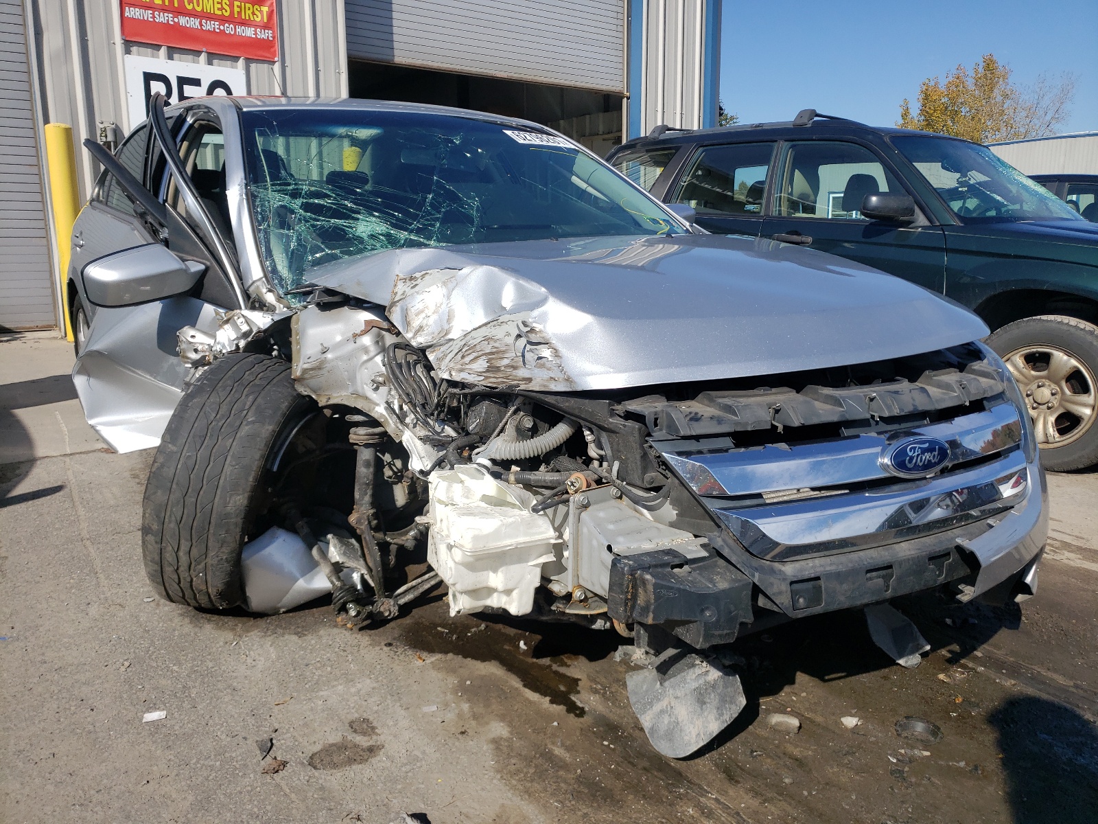 FORD FUSION SE 2012 with VIN 3FAHP0HA3CR353094 - Photo from auction