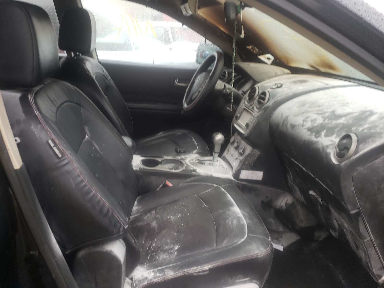 Photo 5 from auction – 2012 NISSAN ROGUE S with VIN JN8AS5MV2CW420026