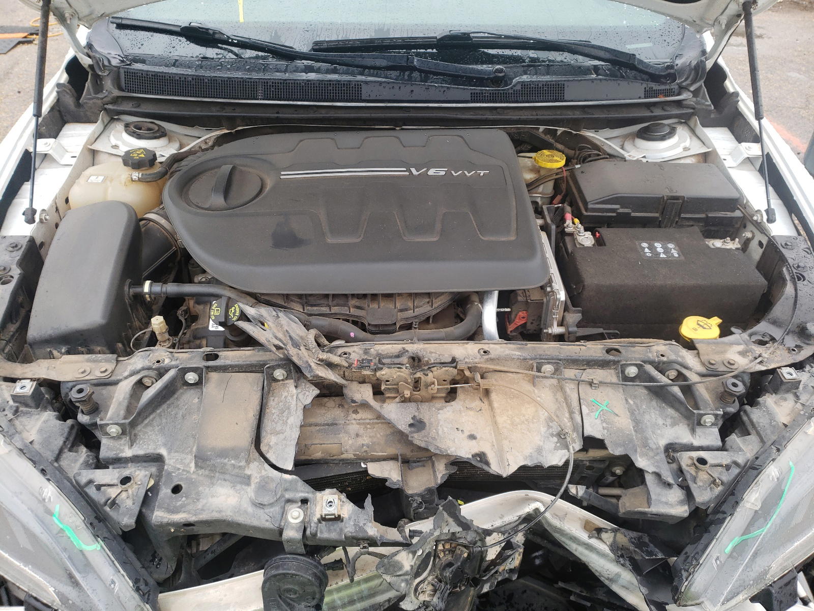 Photo 7 from auction – 2015 CHRYSLER 200 S with VIN 1C3CCCBG5FN542937