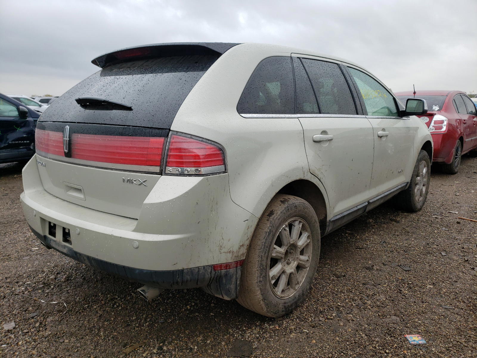 Photo 4 from auction – 2007 LINCOLN MKX with VIN 2LMDU68C17BJ26304