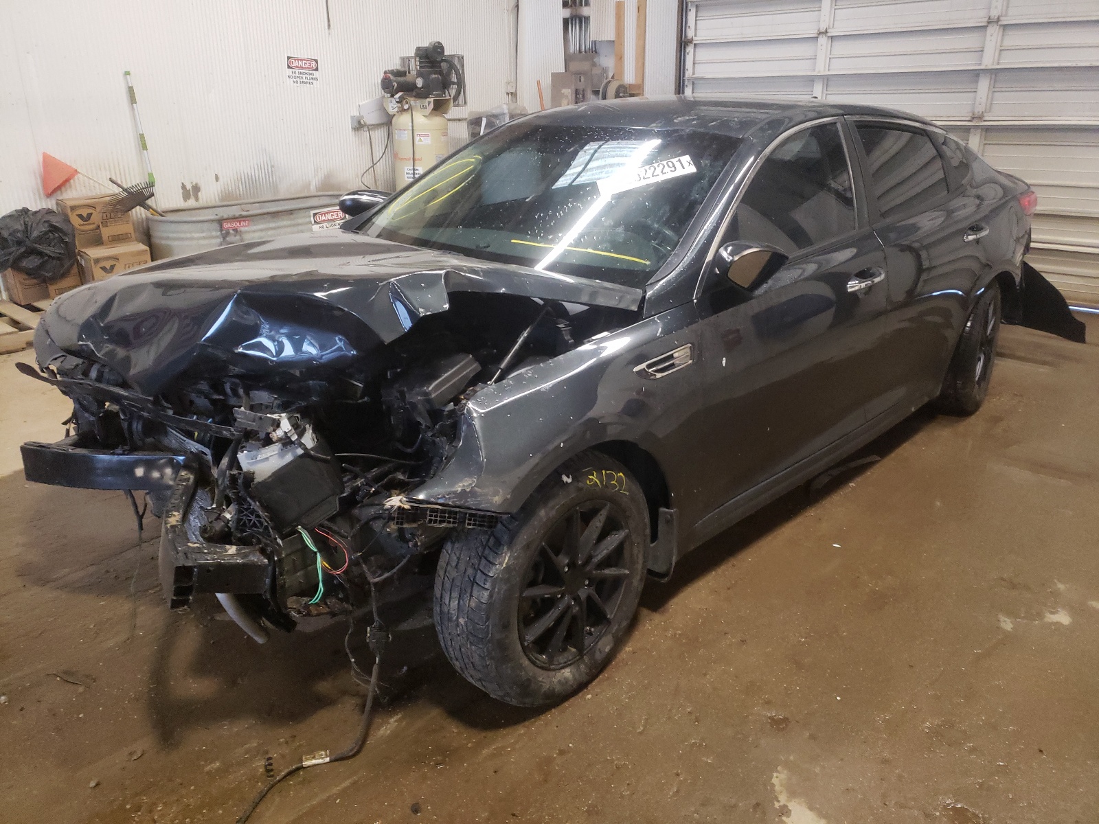 Photo 2 from auction – 2016 KIA OPTIMA LX with VIN 5XXGT4L34GG087168