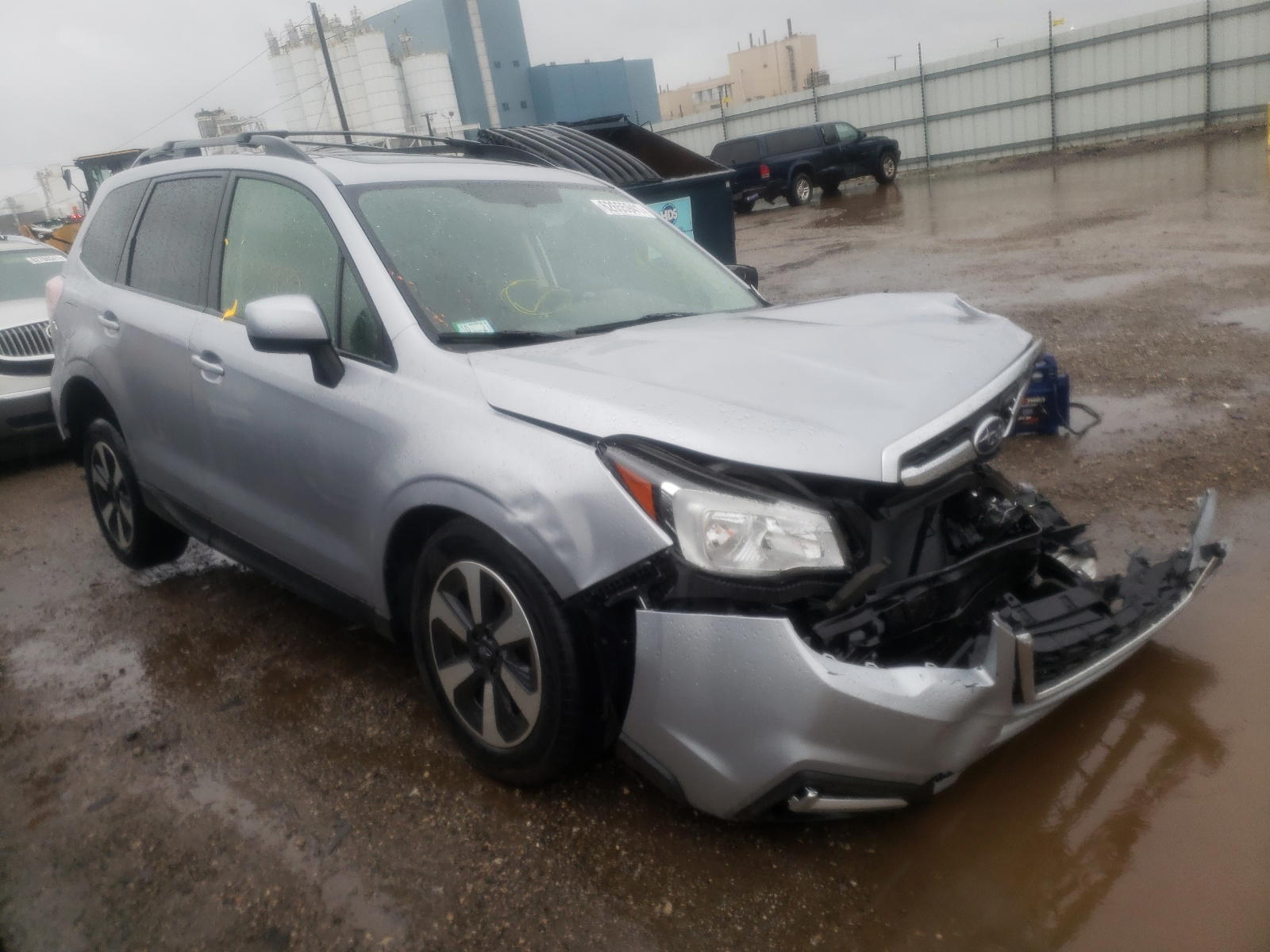 SUBARU FORESTER 2 2017 with VIN JF2SJAEC9HH540363 - Photo from auction
