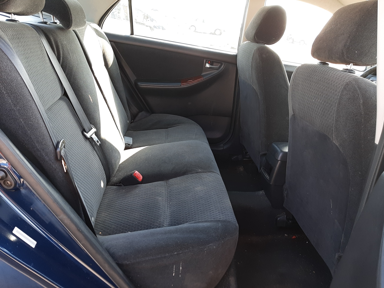 Photo 6 from auction – 2005 TOYOTA COROLLA CE with VIN 1NXBR32E65Z505528