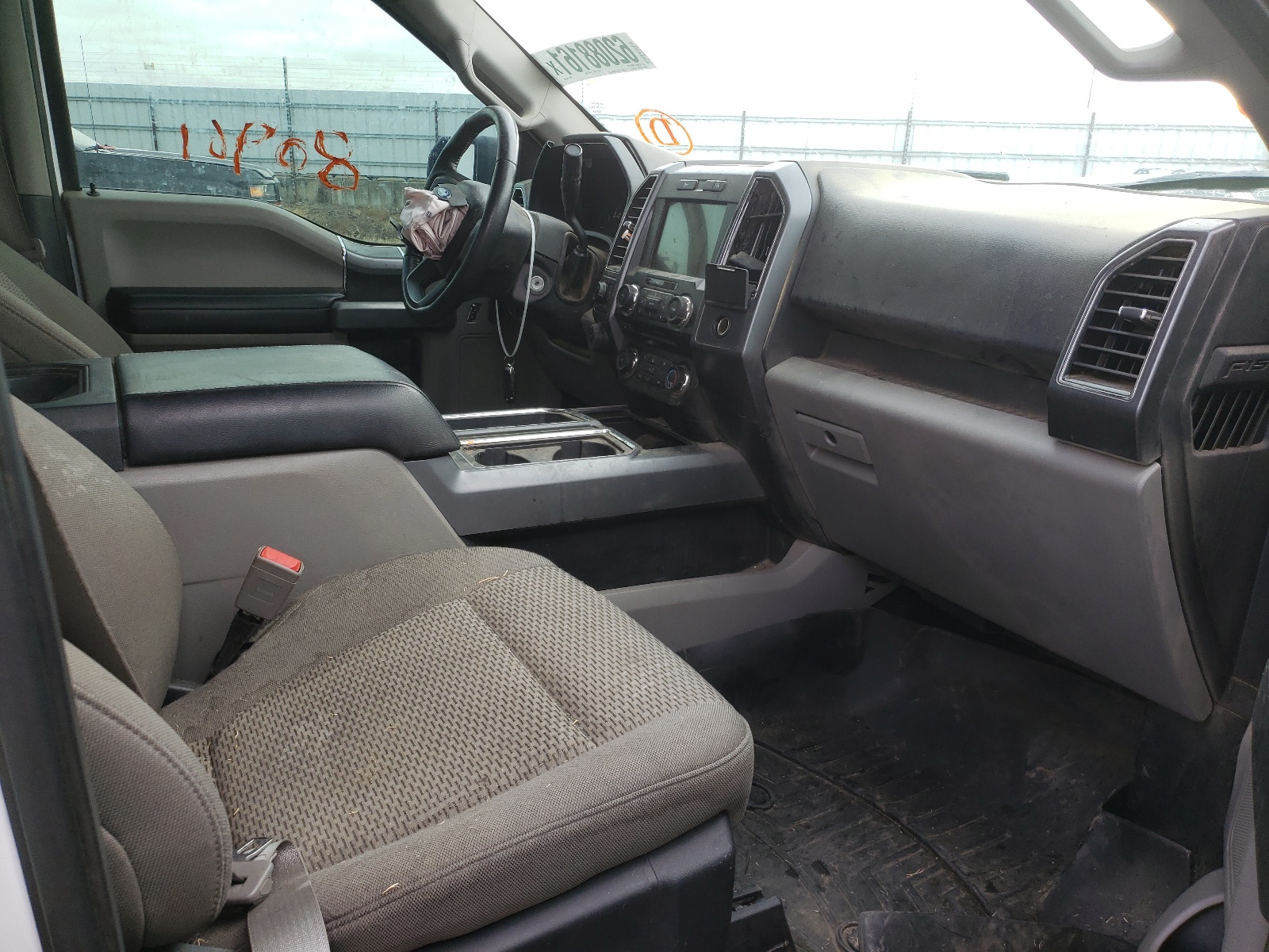 Photo 5 from auction – 2018 FORD F150 SUPER with VIN 1FTEW1EGXJKE52852