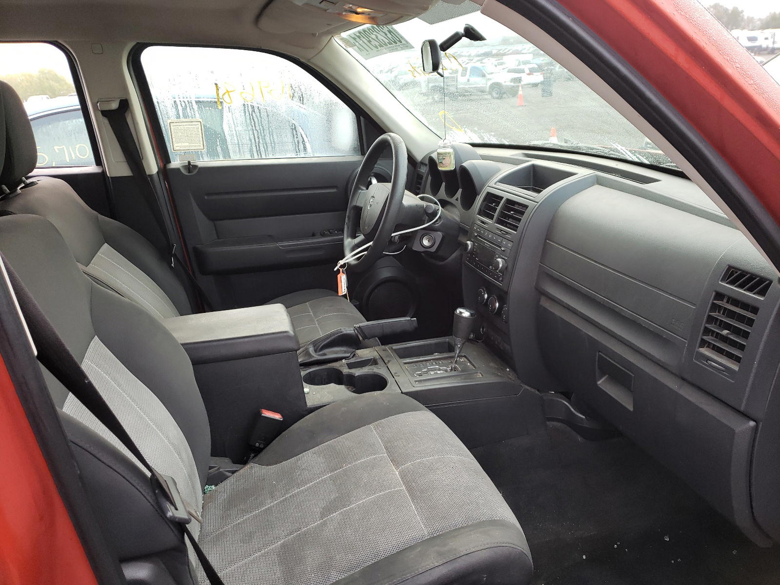 Photo 5 from auction – 2008 DODGE NITRO SXT with VIN 1D8GT28K08W139143