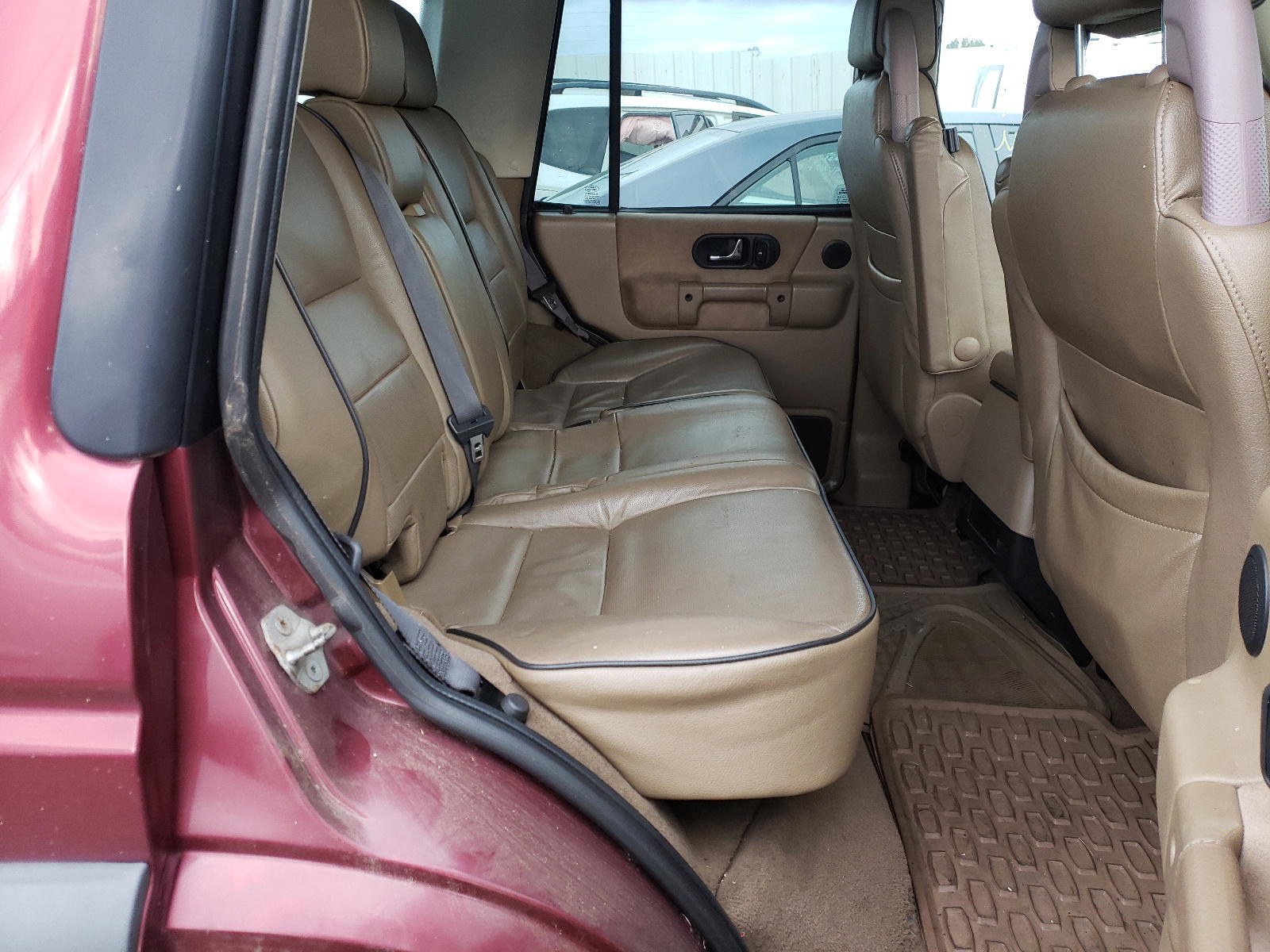 Photo 6 from auction – 2002 LAND ROVER DISCOVERY with VIN SALTY12472A751100